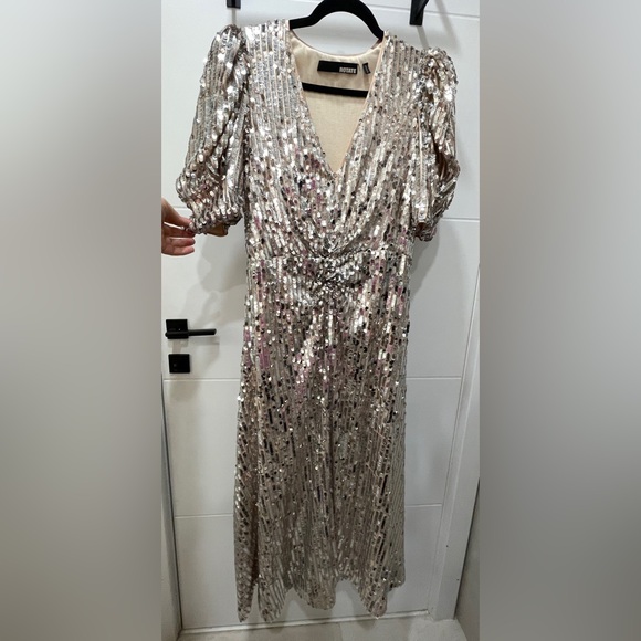 ROTATE Sierena Silver Sequin Maxi, 10 - Picture 3 of 7